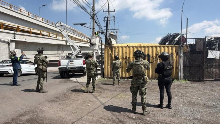 Retiran 64 cámaras de videovigilancia instaladas de forma irregular en Ecatepec
