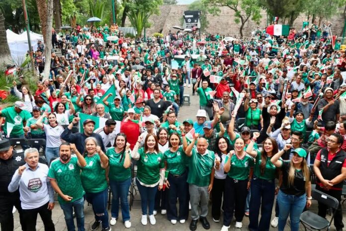 Tenayuca reúne a cientos de aficionados para vivir el arranque del Mundial 2026 en el Estado de México