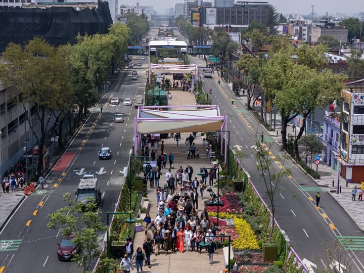 Inauguran Jardín Flotante Tlallipan, espacio elevado que transformará la movilidad peatonal en la capital: Clara Brugada