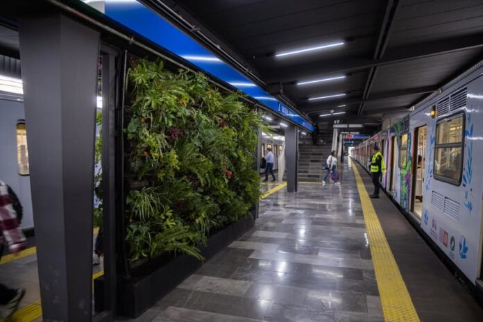 Renuevan estaciones de la Línea 2 del Metro con inversión de 2 mil 200 millones de pesos