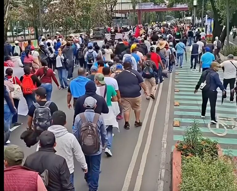 CNTE mantiene plantón en la CDMX y eleva la presión social en pleno Mundial 2026 CNTE mantiene plantón en la CDMX y eleva la presión social en pleno Mundial 2026
