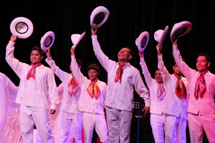 Jóvenes de Nezahualcóyotl llevarán el folclor mexicano a seis países de Europa durante gira cultural 2026
