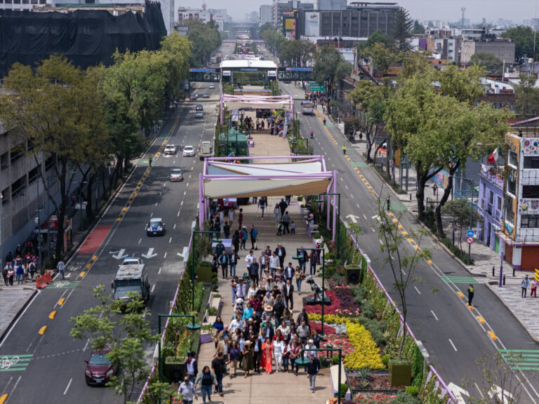 Inauguran Jardín Flotante Tlallipan, espacio elevado que transformará la movilidad peatonal en la capital: Clara Brugada