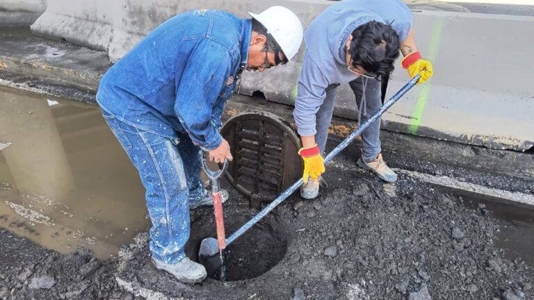 Retiran 369 toneladas de basura de drenajes y cauces para reducir riesgo de inundaciones en el Naucalpan