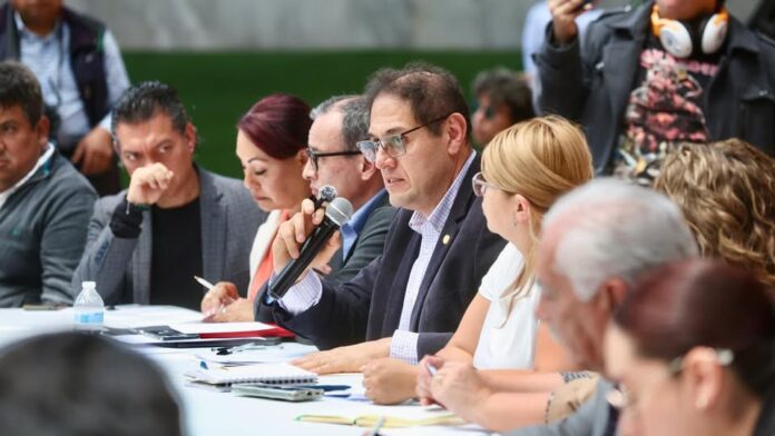 SEP e IPN instalan mesas de diálogo con estudiantes para atender demandas en Canal Once