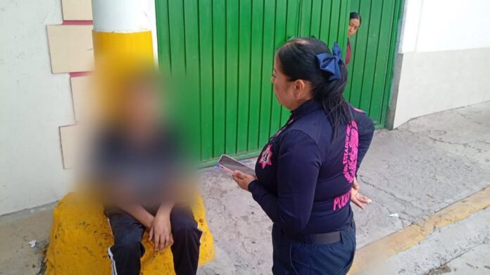 Resguardan a adolescente tras salir de su casa por conflicto familiar; DIF dará seguimiento al caso