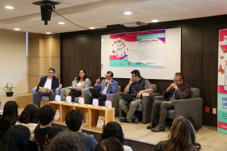 IEEM y UAM Lerma impulsan debate sobre los desafíos actuales de la democracia liberal IEEM y UAM Lerma impulsan debate sobre los desafíos actuales de la democracia liberal