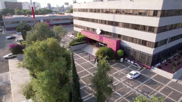 INE aprueba plan para organizar las elecciones federales de 2027