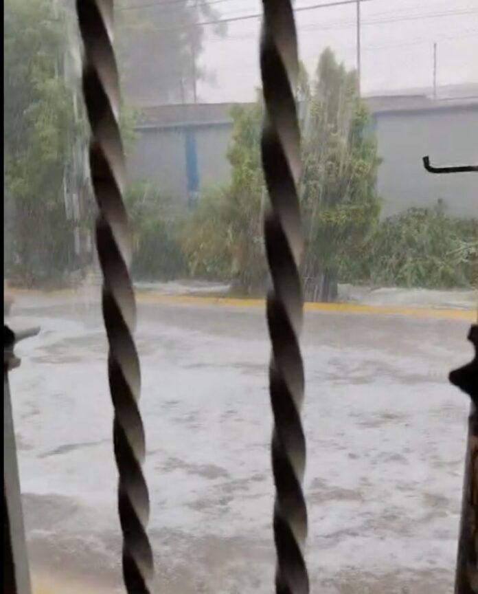 Activan Alerta Amarilla por lluvias fuertes y posible granizo en ocho alcaldías de la Ciudad de México