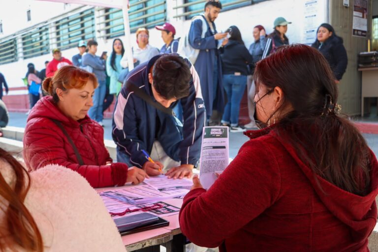 Nezahualcóyotl abre inscripciones para cursos gratuitos de inglés y francés en colaboración con la UNAM Nezahualcóyotl abre inscripciones para cursos gratuitos de inglés y francés en colaboración con la UNAM