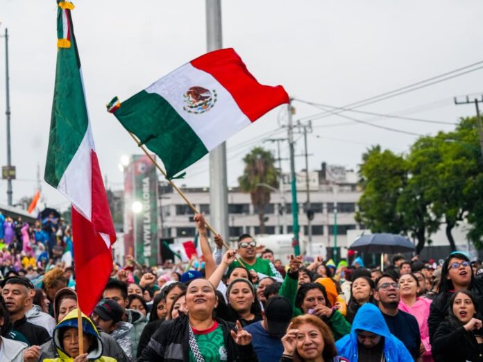 Más de 30 mil aficionados se reúnen en la GAM para seguir el México vs Inglaterra