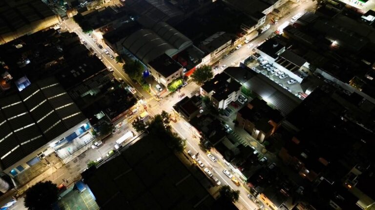 Tlalnepantla refuerza alumbrado público con 164 luminarias en vialidades estratégicas Tlalnepantla refuerza alumbrado público con 164 luminarias en vialidades estratégicas