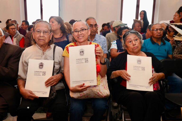 Entregan 172 testamentos a bajo costo para fortalecer la certeza jurídica de familias en Tlalnepantla