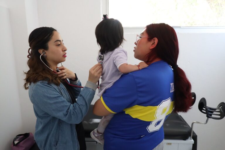 Huixquilucan brindó casi 38 mil servicios médicos en tres meses; refuerza prevención y atención especializada