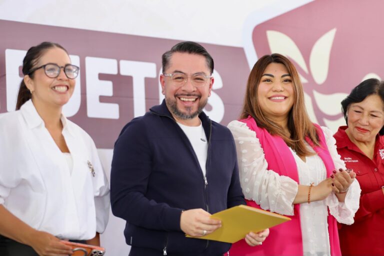 Medicamentos gratuitos alivian gasto familiar en Cuautitlán Izcalli: “Ya no tenemos que elegir entre medicinas o comida” Medicamentos gratuitos alivian gasto familiar en Cuautitlán Izcalli: “Ya no tenemos que elegir entre medicinas o comida”