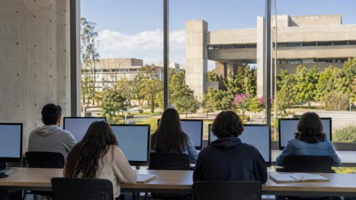 “UNAM abrió 2 mil 24 lugares para aspirantes no seleccionados en licenciatura