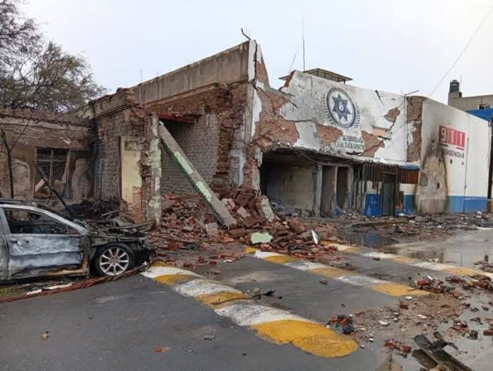 Ataque con explosivo contra comandancia de Ojocaliente deja 11 heridos
