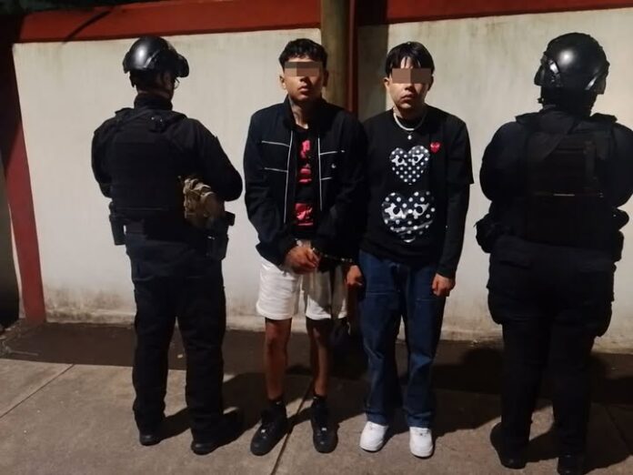 Detienen a dos hombres por presunto robo con violencia en San Juan Ixhuatepec