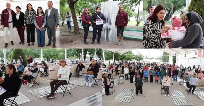 Entregan 80 tinacos y 120 láminas a familias de Tecámac