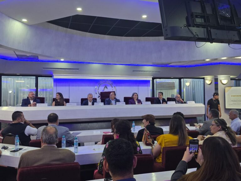 CanacoTijuana celebra un siglo y llama a construir una agenda binacional para fortalecer la frontera CanacoTijuana celebra un siglo y llama a construir una agenda binacional para fortalecer la frontera