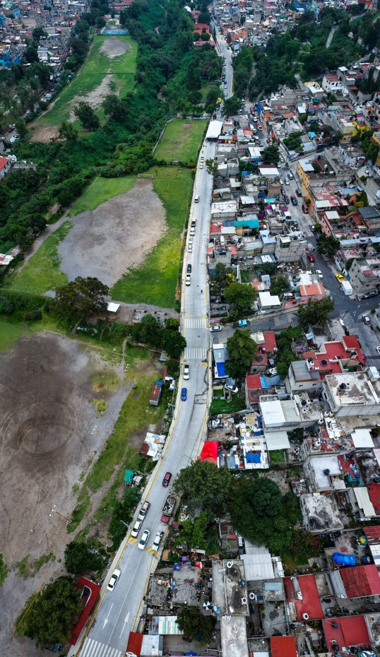 Renuevan calle Durango en Naucalpan tras casi 40 años de deterioro; estrenan sendero seguro Renuevan calle Durango en Naucalpan tras casi 40 años de deterioro; estrenan sendero seguro