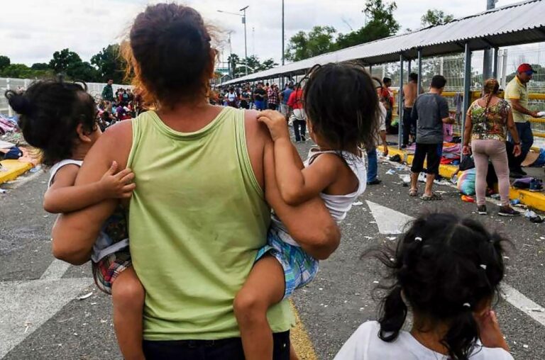 Casi 44% de adultos mayores que migraron a EU presenta al menos dos enfermedades crónicas: UNAM