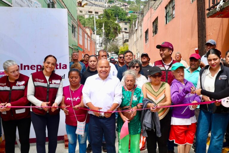 Renuevan tres vialidades en Tlalnepantla con inversión de 2.8 millones de pesos Renuevan tres vialidades en Tlalnepantla con inversión de 2.8 millones de pesos