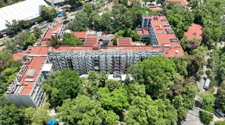 Posgrado de la ENCB retira apoyo al paro tras denunciar falta de auxilio a estudiante desmayada Posgrado de la ENCB retira apoyo al paro tras denunciar falta de auxilio a estudiante desmayada