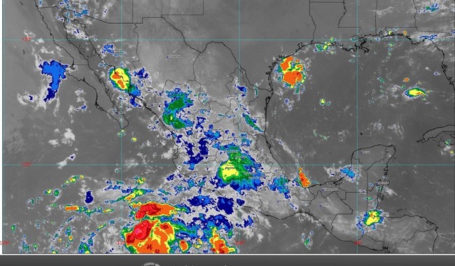 Lluvias intensas golpearán tres estados este lunes; CDMX y Edomex esperan precipitaciones fuertes