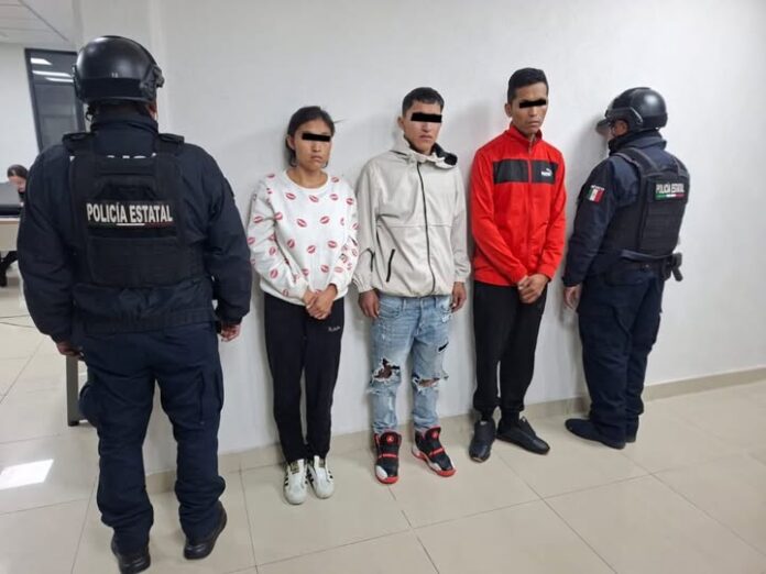 Detienen en Tlalnepantla a segundo presunto implicado en homicidio de tres personas en La Quebrada