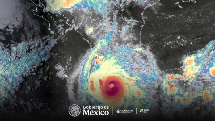 Polo alcanza categoría 5; amenaza con lluvias torrenciales y olas de hasta nueve metros