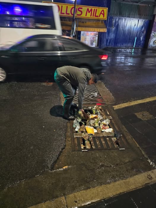 Lluvias movilizan cuerpos de emergencia en Naucalpan; atienden encharcamientos y caída de árboles