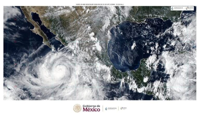“Rachel continúa como huracán categoría 1”: amenaza con lluvias intensas, oleaje de hasta seis metros y fuertes vientos en el Pacífico