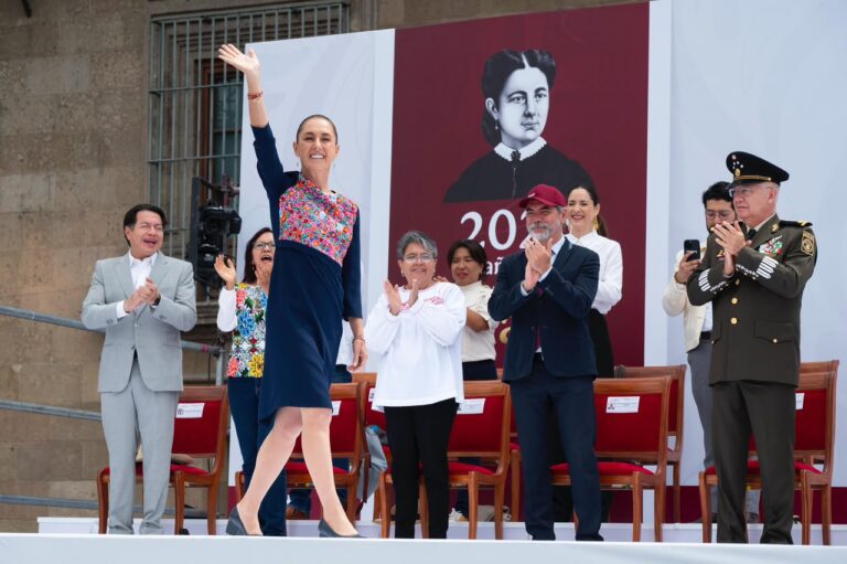 Rendir cuentas en plaza pública es obedecer al pueblo: Claudia Sheinbaum Rendir cuentas en plaza pública es obedecer al pueblo: Claudia Sheinbaum
