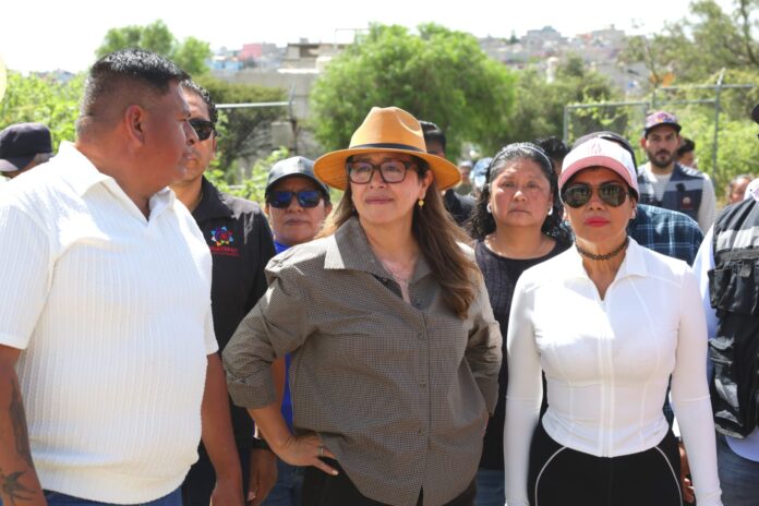 Sorprenden a hombre arrojando basura en tiradero clandestino de Texalpa