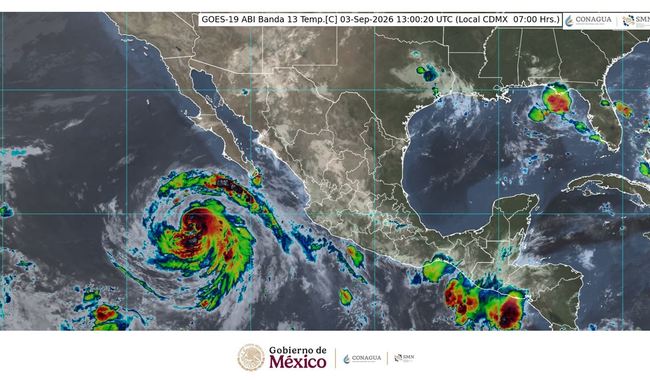 Huracán Marie reforzará lluvias intenasas en BCS; prevén olas de hasta cuatro metros