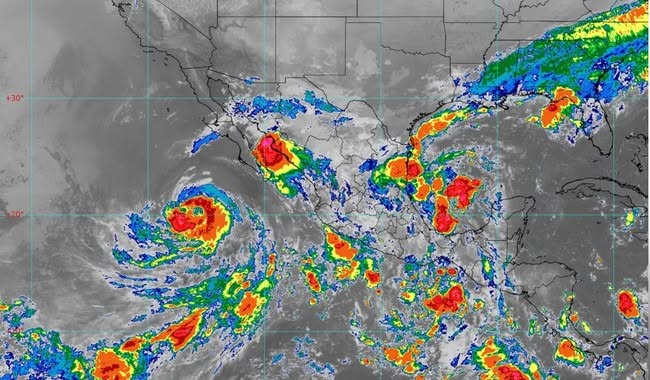 Lluvias torrenciales amenazan Tabasco y Chiapas; vigilan dos zonas con potencial ciclónico