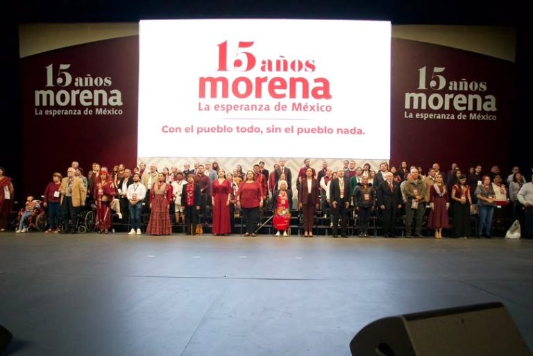 Morena celebra 15 años y llama a mantener la unidad rumbo a una nueva etapa política
