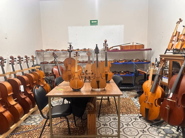 Escuela de Laudería del INBAL cumple 39 años preservando el arte de construir instrumentos musicales