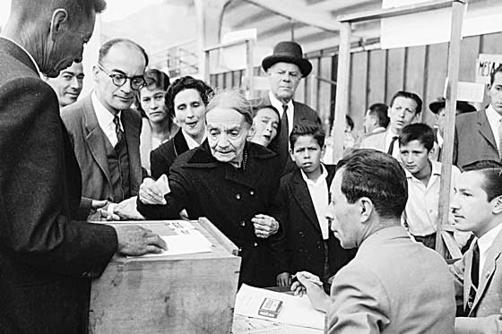 A 73 años del voto femenino en México, persisten barreras para la participación política de las mujeres: TEPJF