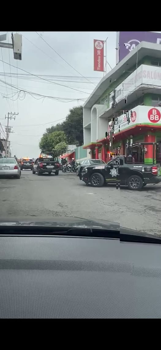 Denuncia RuAbogado presunta vigilancia policial