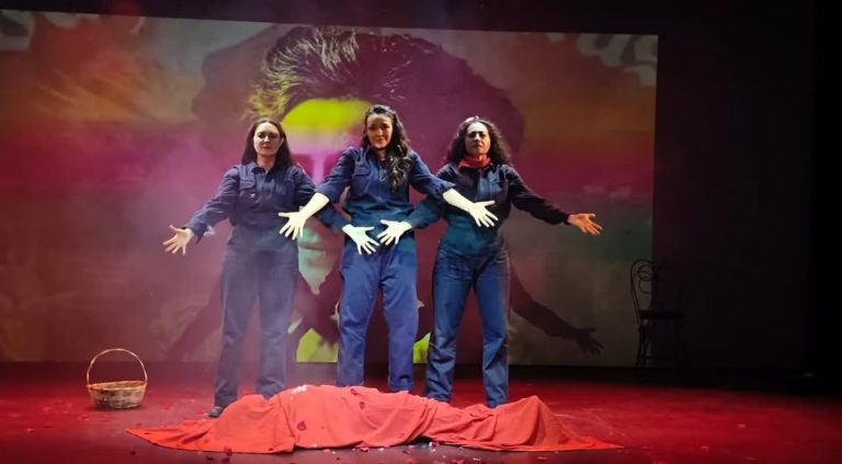 Rosa Luxemburg vuelve a escena: “Rosa Roja” cuestiona el poder, la guerra y la desigualdad en la CDMX