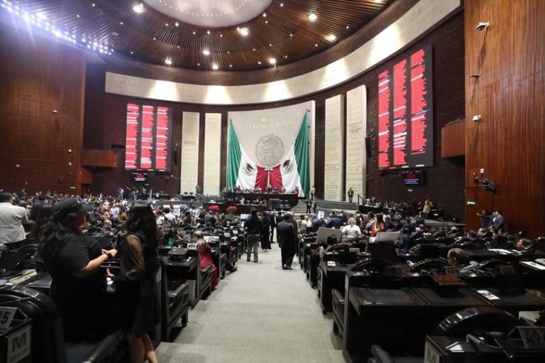 Cámara de Diputados turna notificación del INE sobre presidencia provisional de Blanca Cruz
