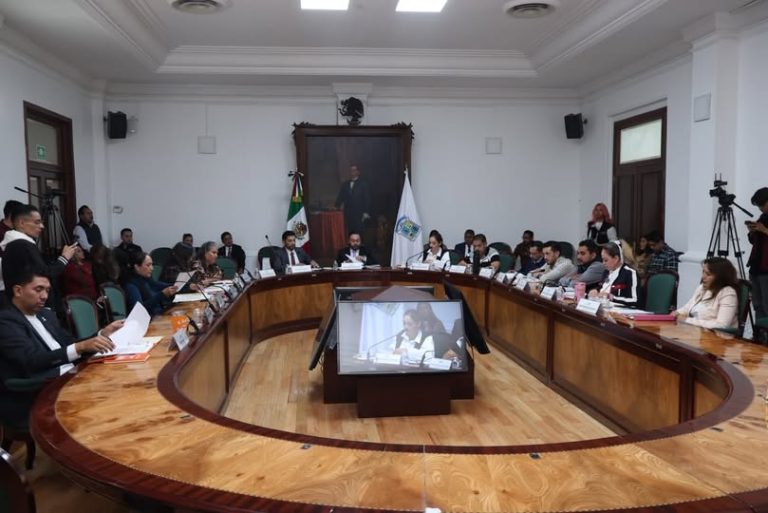 Tlalnepantla aprueba donación de tres predios y programa para regularizar propiedades