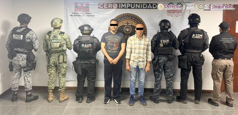 Detienen a alcalde y exalcalde de Suchiapa durante Operación Enjambre en Chiapas Detienen a alcalde y exalcalde de Suchiapa durante Operación Enjambre en Chiapas