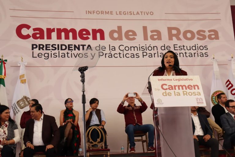 “Manda el pueblo y no debemos rendirnos”: Carmen de la Rosa presenta balance legislativo y avances para hospital en Neza